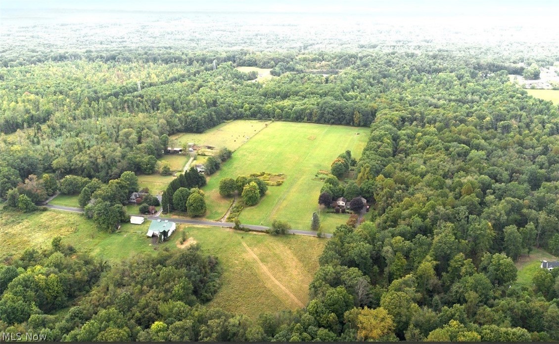 1400 Hubbard Thomas Road Brookfield OH 44403