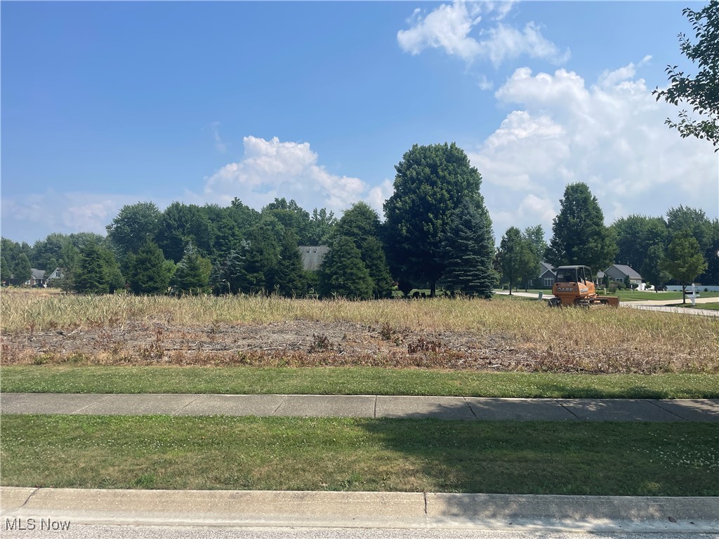Hideout Court Ashtabula OH 44004