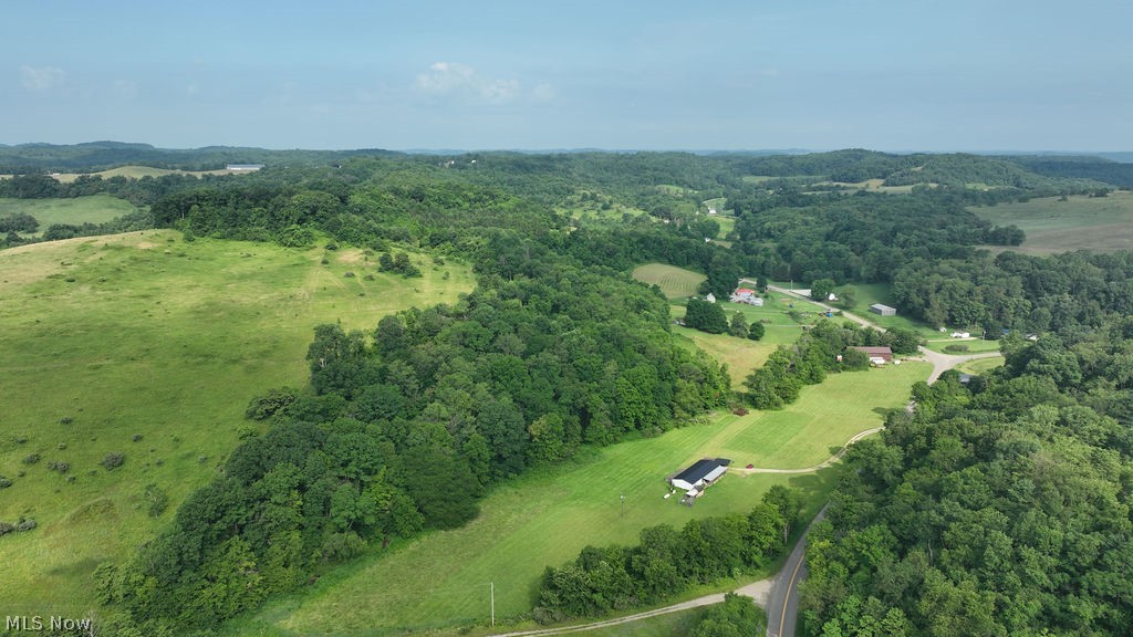 9805 Crooked Creek Road SE Uhrichsville OH 44683