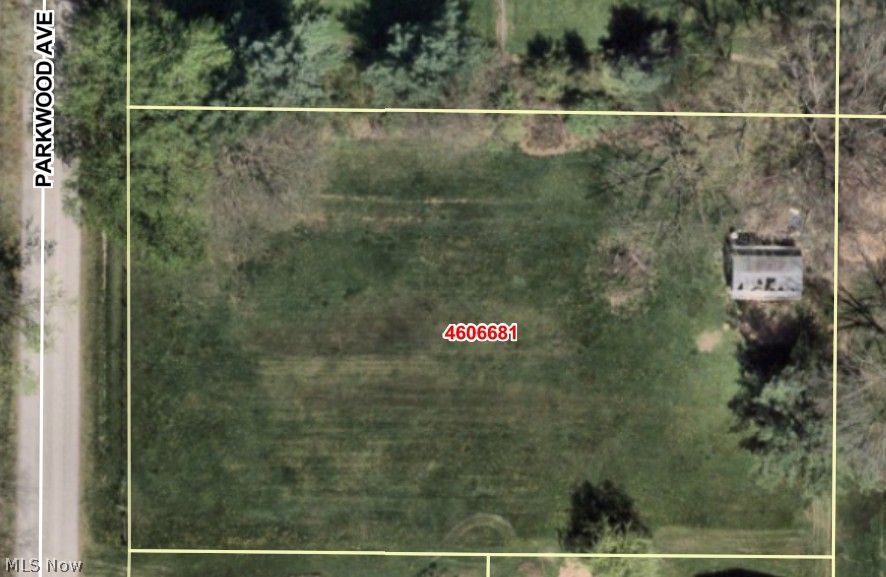 V/l Parkwood Avenue Norton OH 44203
