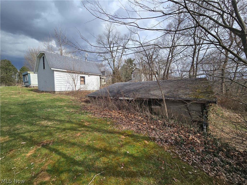 107 Cemetery Street Roseville OH 43777