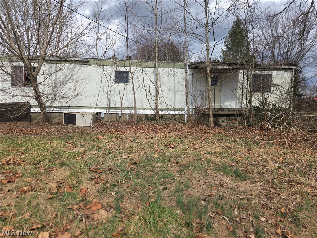 107 Cemetery Street Roseville OH 43777