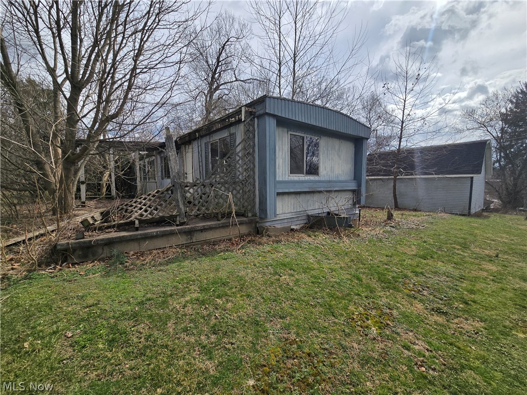 107 Cemetery Street Roseville OH 43777