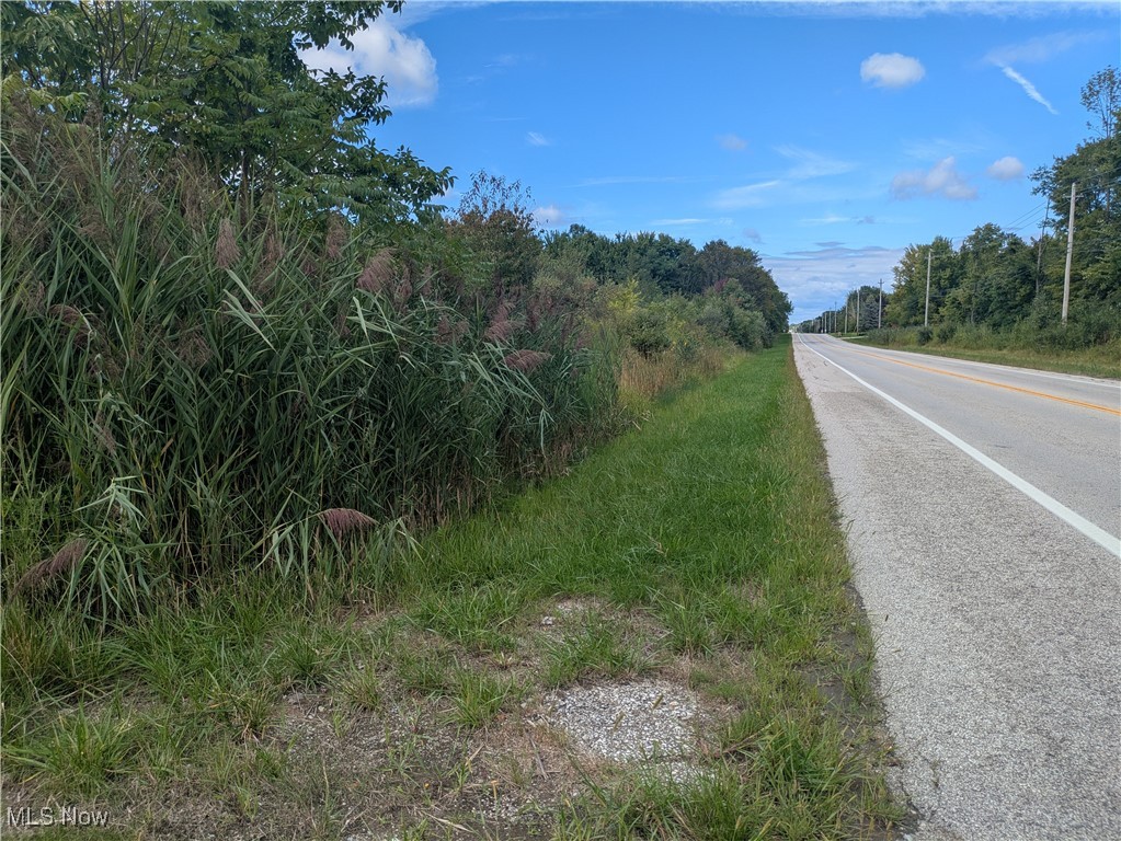 9019 Sr 45 Road Saybrook OH 44010