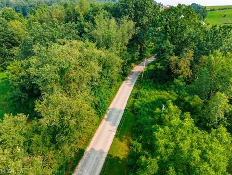 Stone Avenue Navarre OH 44662