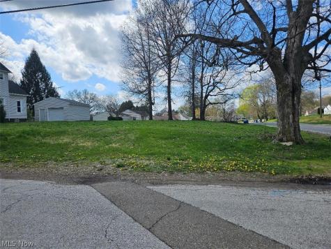 974 Gardner Boulevard Barberton OH 44203