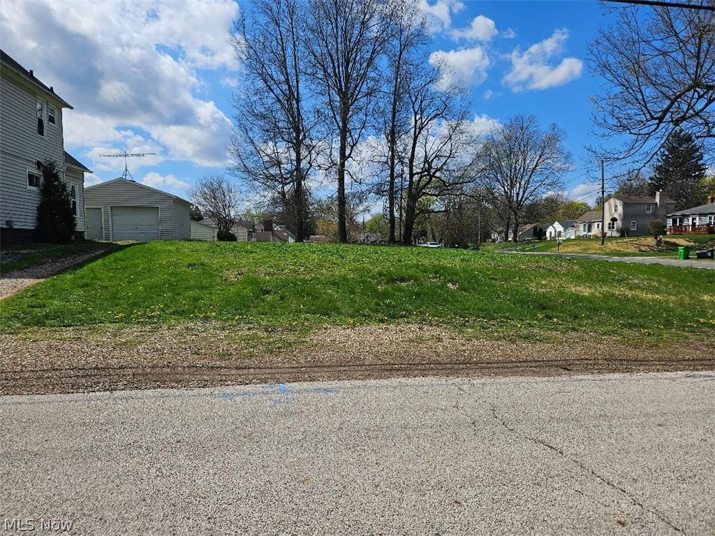 974 Gardner Boulevard Barberton OH 44203