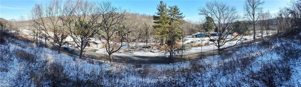 Indian Hill Road SE Uhrichsville OH 44683