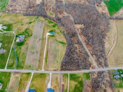 Pigeon Run Avenue SW Navarre OH 44662