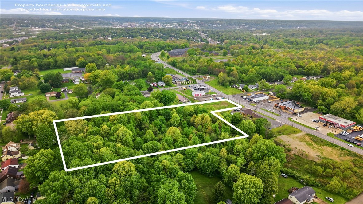 38 Mccartney Road Campbell OH 44405