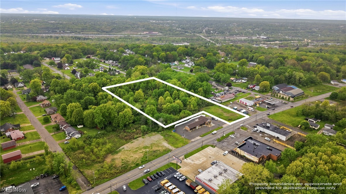 38 Mccartney Road Campbell OH 44405