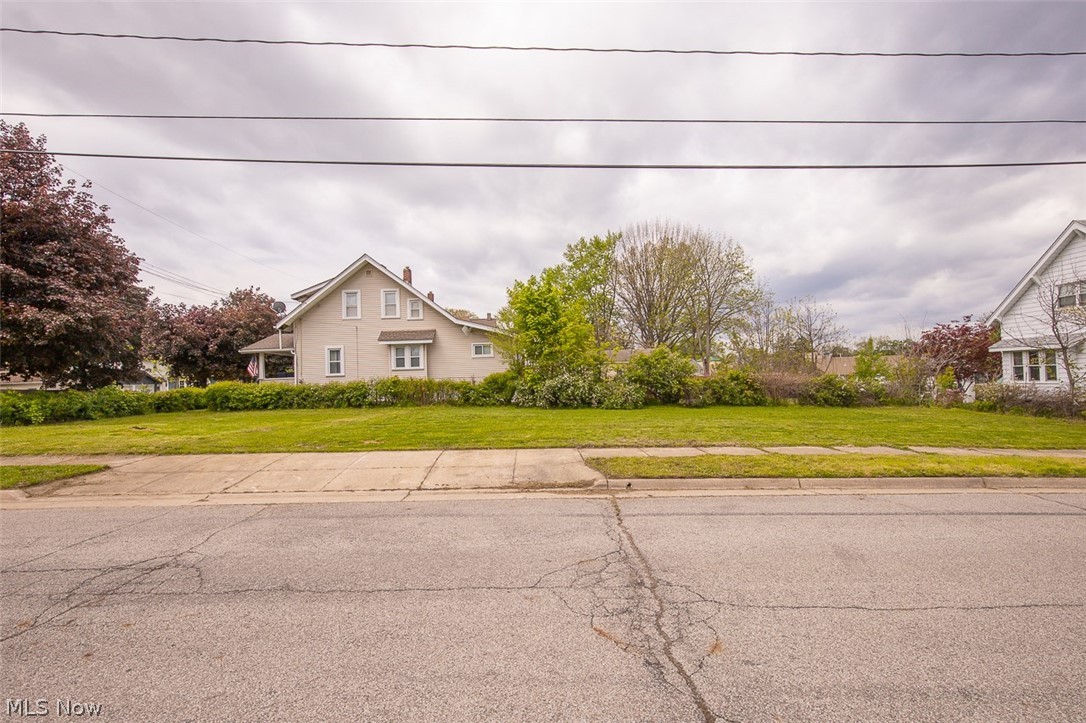 1151 Harpster Avenue Akron OH 44314