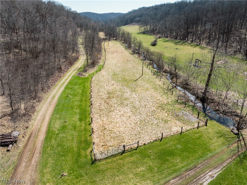 2255 Township Road 34 Killbuck OH 44637