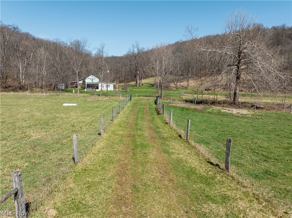 2255 Township Road 34 Killbuck OH 44637