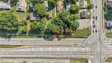 V/l Rear Land Lorain OH 44055