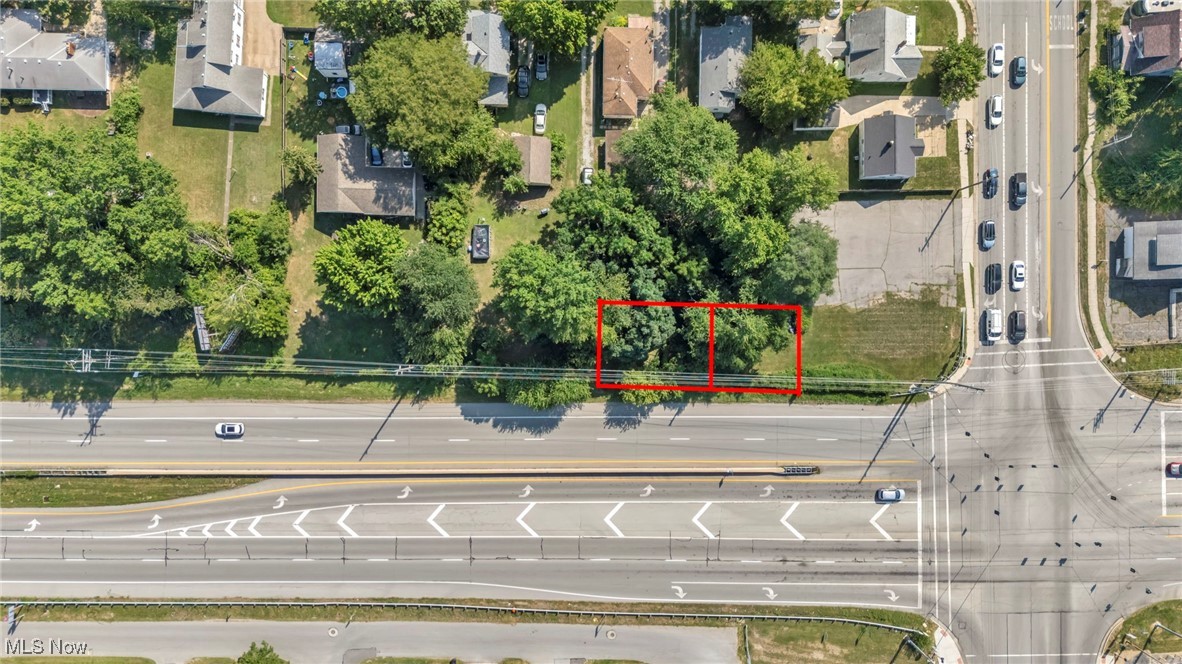 V/l Rear Land Lorain OH 44055