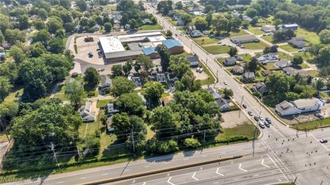 V/l Rear Land Lorain OH 44055