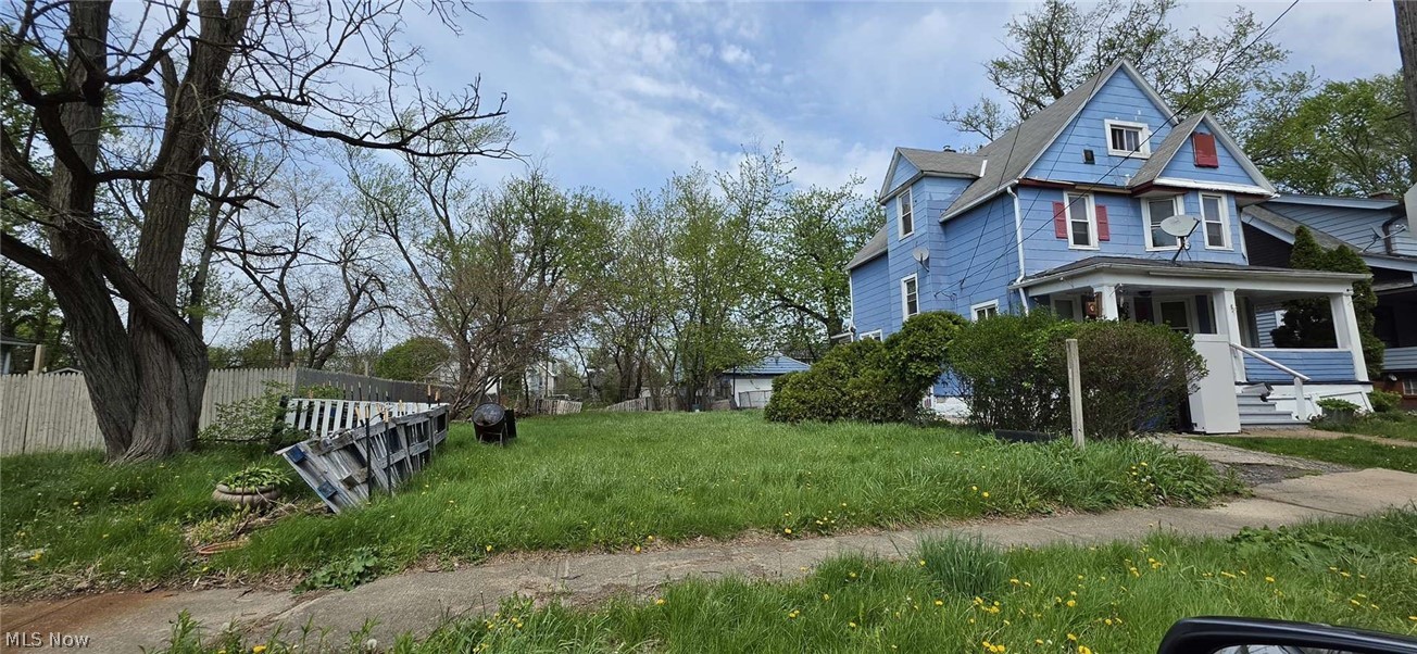 9509 Heath Avenue Cleveland OH 44104