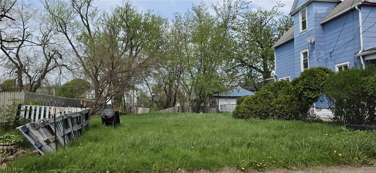 9509 Heath Avenue Cleveland OH 44104
