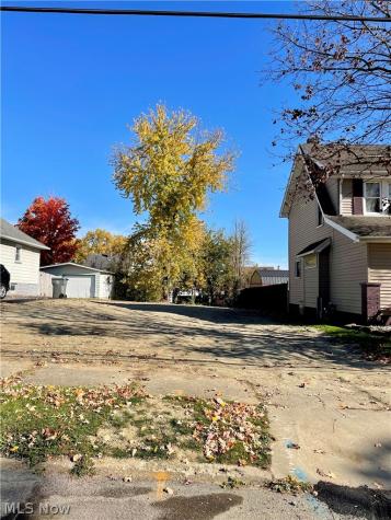 139 N Hazelwood Avenue Youngstown OH 44509