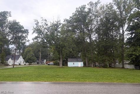 154 Tomahawk Drive Avon Lake OH 44012