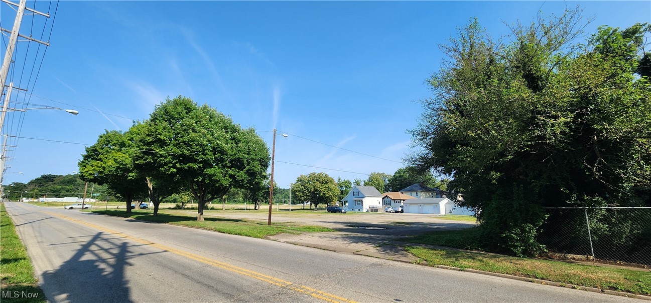 Lots 272,273,274,275 Pershing Road Zanesville OH 43701