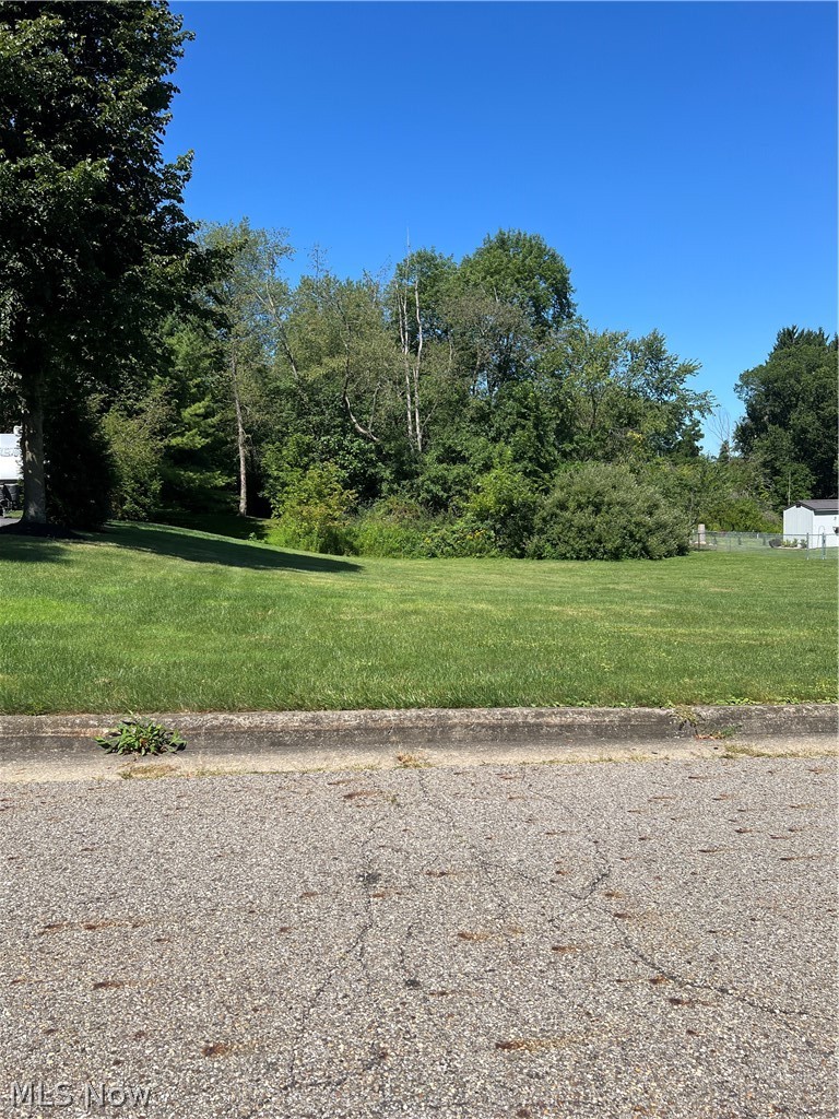 Malibu Drive East Palestine OH 44413