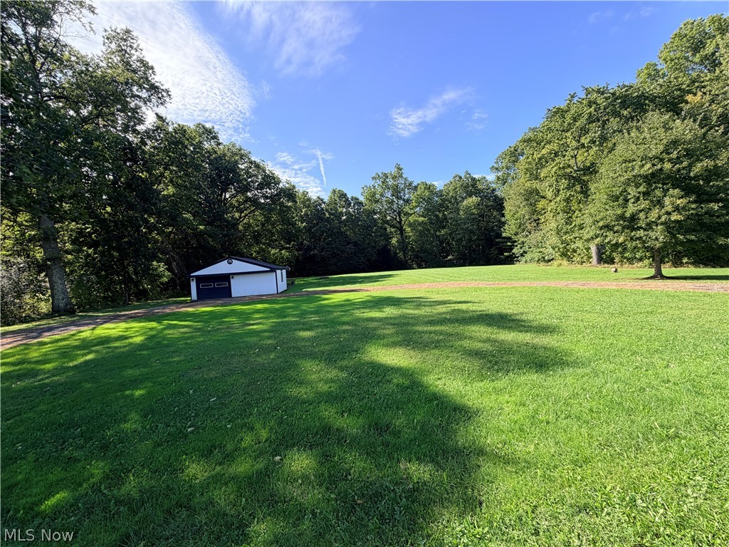3081 Phalanx Mills Herner Road Southington OH 44470