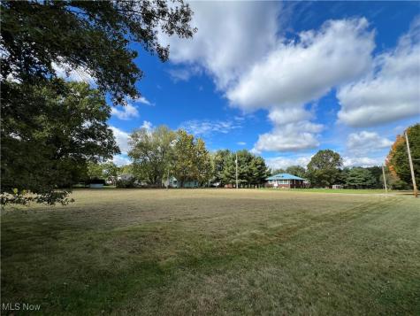 15832 Waverly Street NE Alliance OH 44601