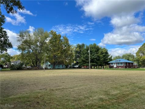15832 Waverly Street NE Alliance OH 44601