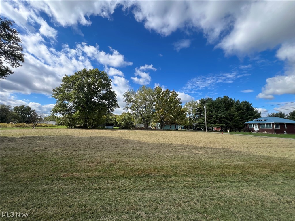 15832 Waverly Street NE Alliance OH 44601
