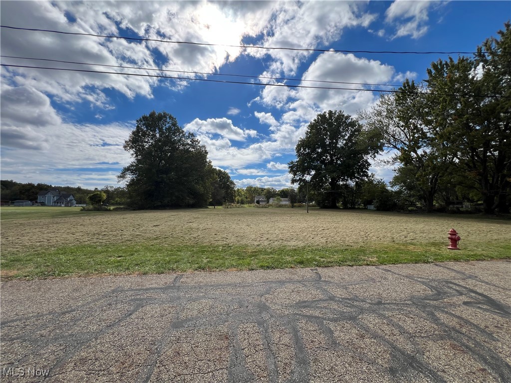 15832 Waverly Street NE Alliance OH 44601