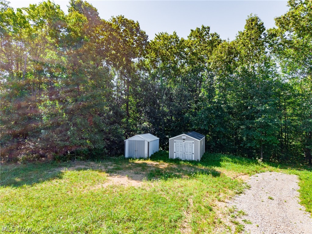 Kings Ridge Road Newcomerstown OH 43832