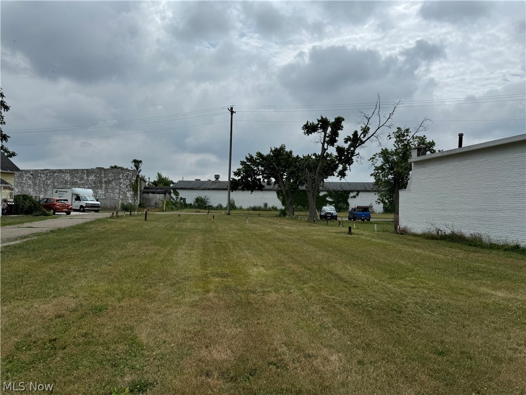 246 S Prospect Avenue Hartville OH 44632
