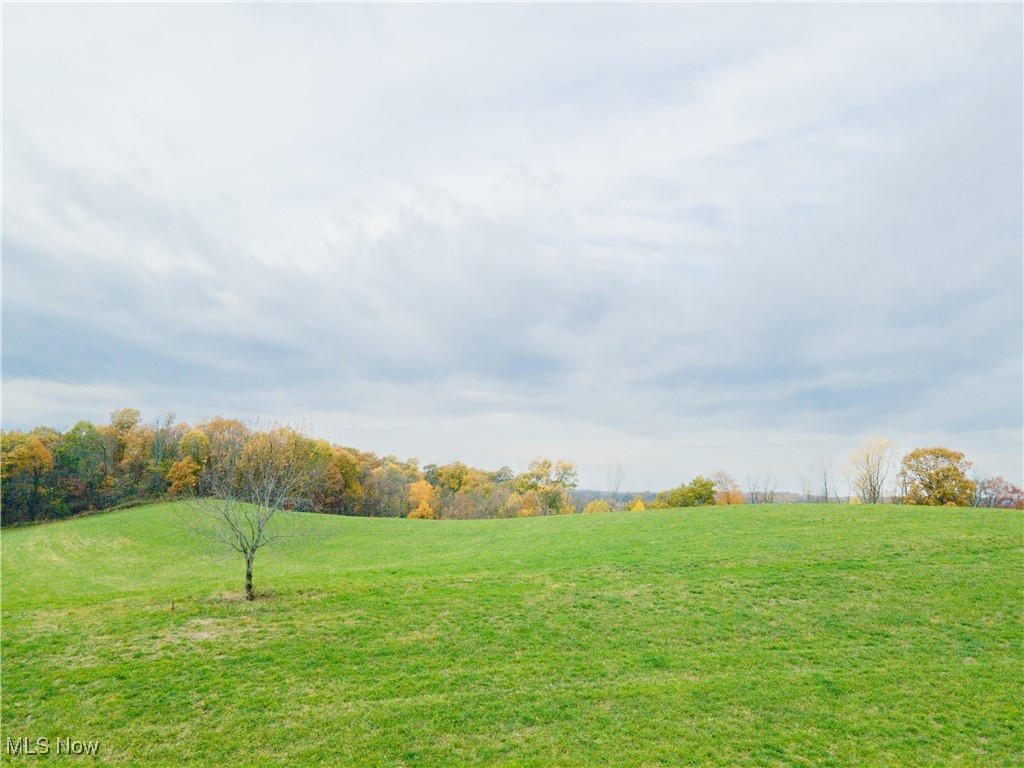 V/l NW Lake Road Strasburg OH 44680
