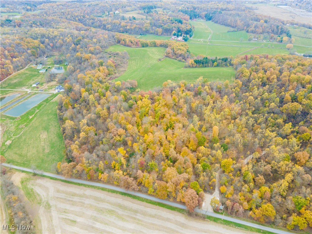 V/l NW Lake Road Strasburg OH 44680