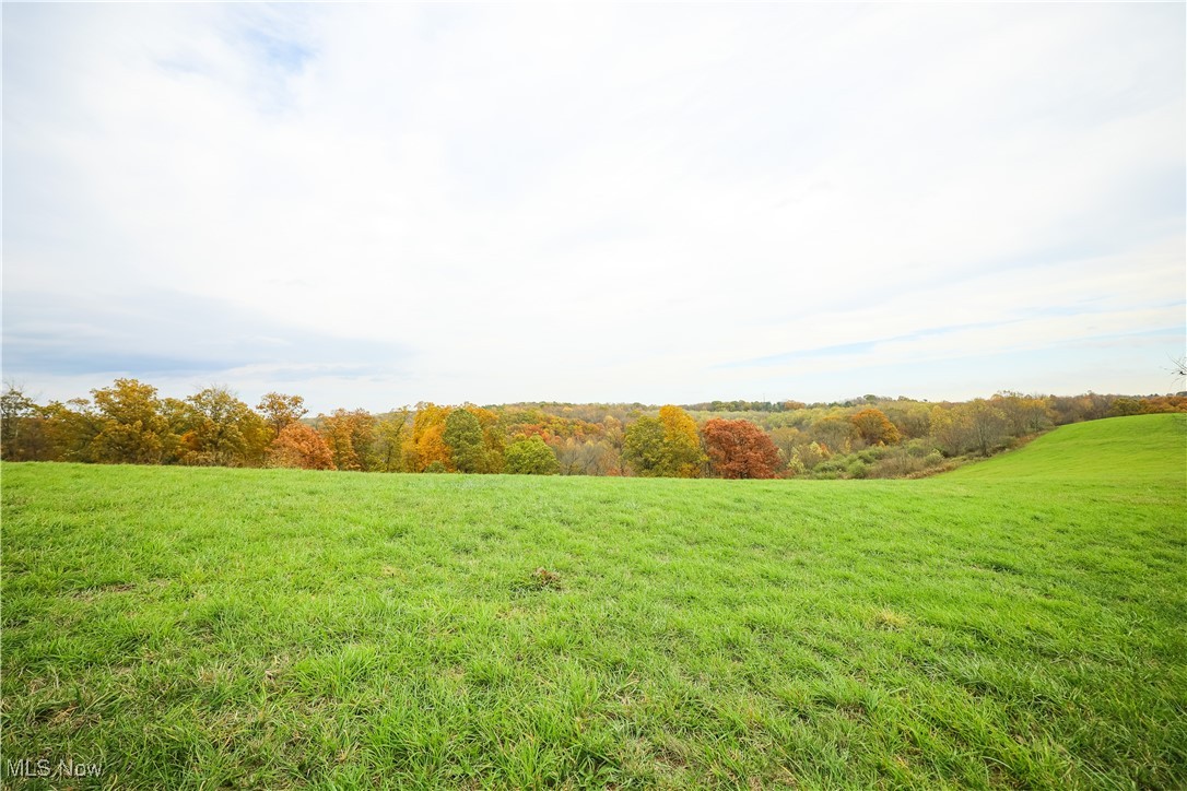 V/l NW Lake Road Strasburg OH 44680