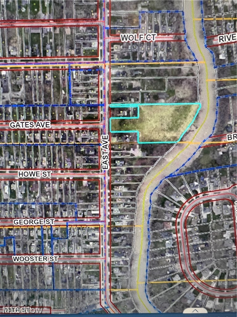 V/l East Avenue Elyria OH 44035