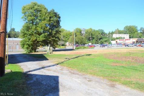 308 Gross Avenue And Clifton Street Marietta OH 45750
