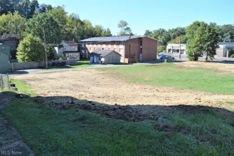 308 Gross Avenue And Clifton Street Marietta OH 45750
