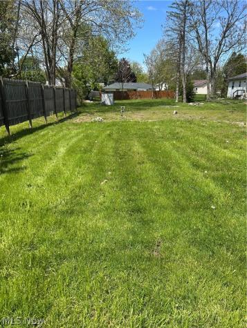 103 Third Street New London OH 44851