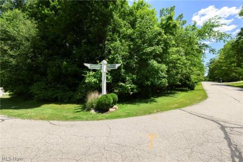 4643 Barnsleigh Drive Akron OH 44333