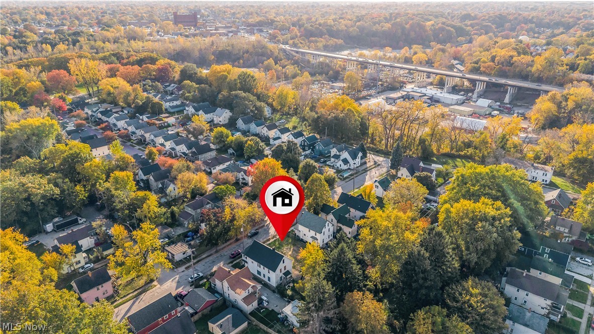 2120 Kenneth Avenue Cleveland OH 44109