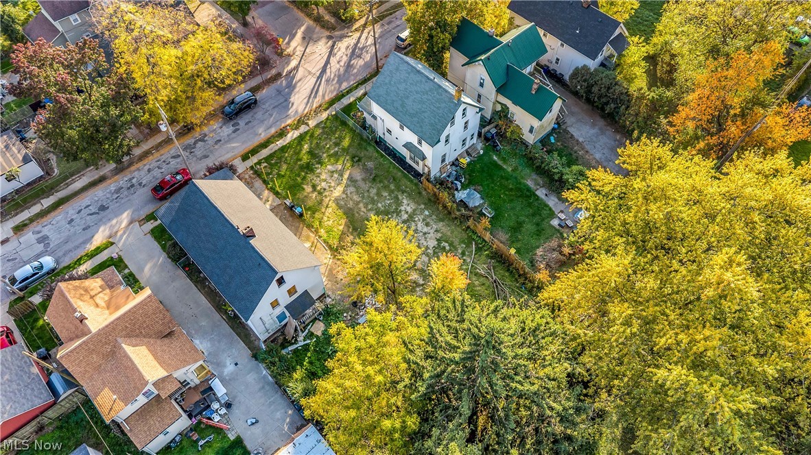 2120 Kenneth Avenue Cleveland OH 44109