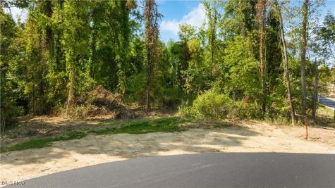 4710 Pinecrest Drive Uniontown OH 44685