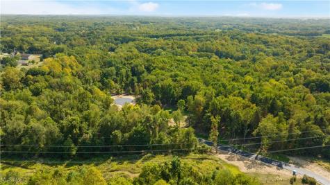 4710 Pinecrest Drive Uniontown OH 44685