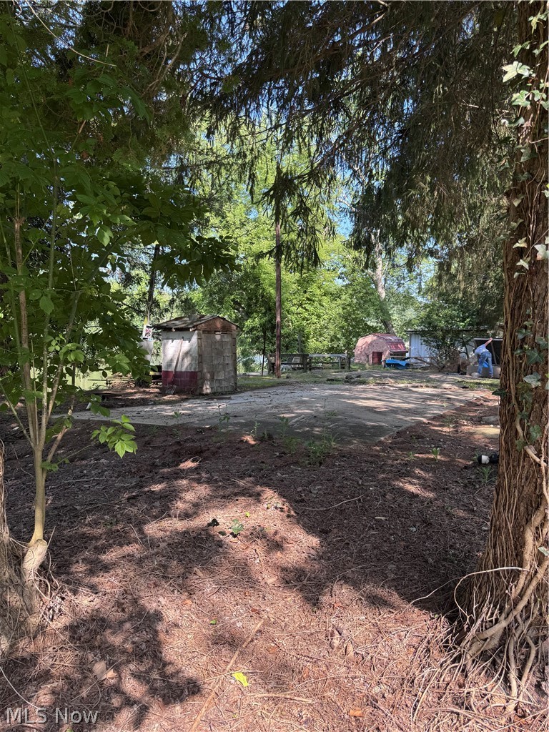10445 S River Road Mcconnelsville OH 43756