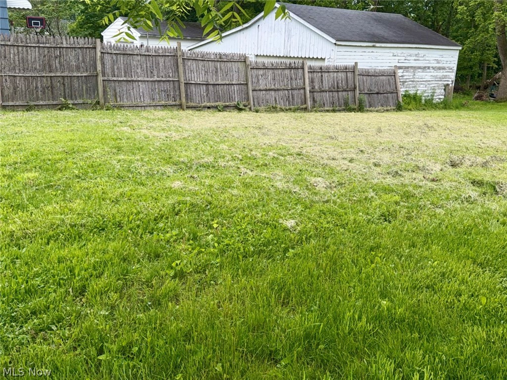 222 Wooster Street Elyria OH 44035