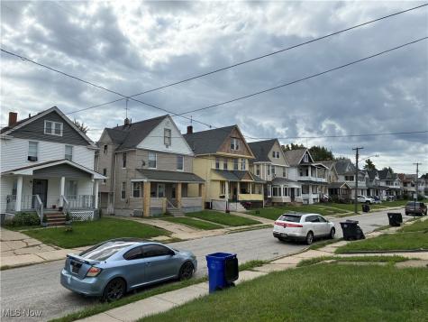 2056 W 104th Street Cleveland OH 44102