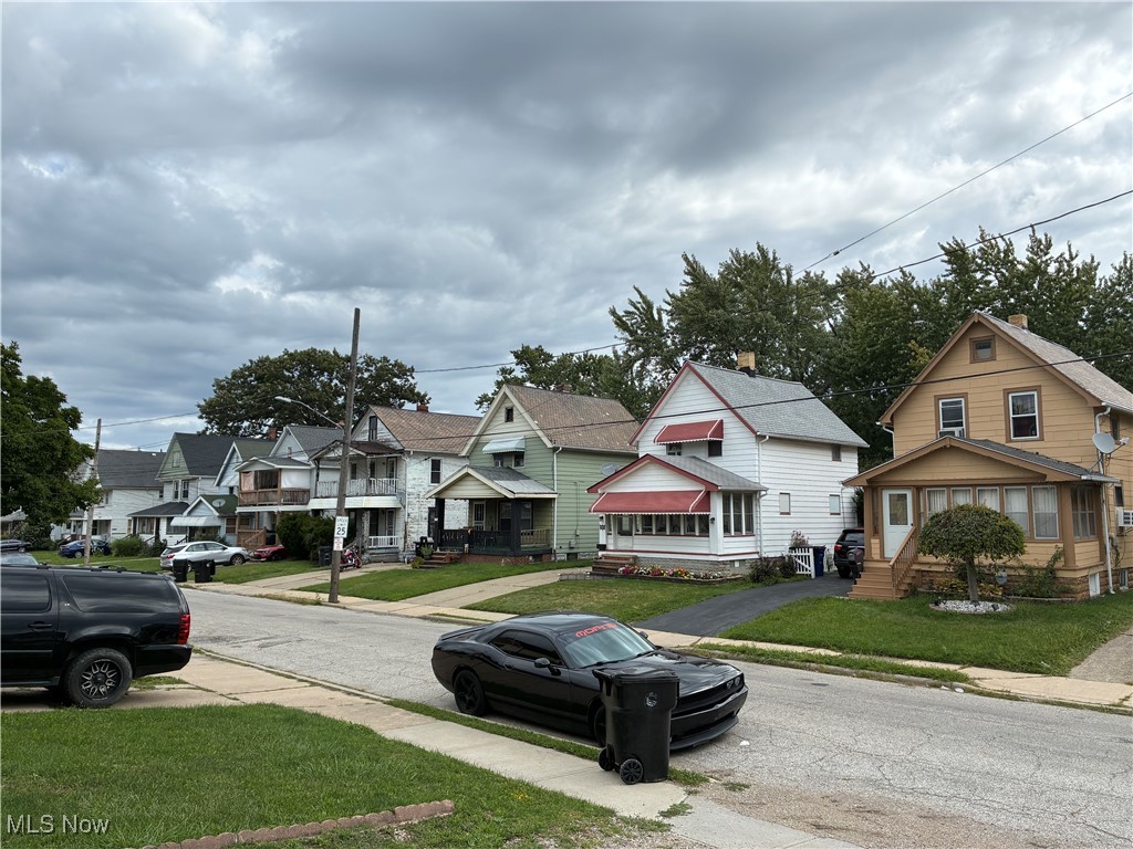 2056 W 104th Street Cleveland OH 44102